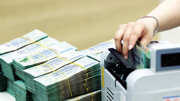 Ngân hàng Nhà nước “nắn” thanh khoản, lãi suất liên ngân hàng biến động mạnh