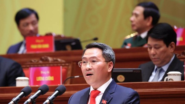 Ông Nguyễn Tấn Phát, Bí thư Đảng ủy phường Sài Gòn (TP.HCM ) trình bày tham luận - Ảnh: TTXVN 