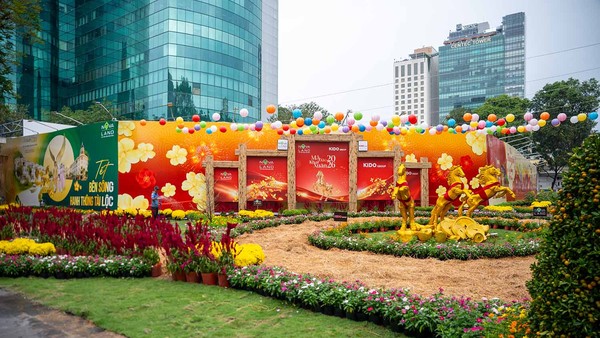 “Đất vàng” số 12 Lê Duẩn khoác "áo mới", TP.HCM thêm điểm check-in vào dịp Tết