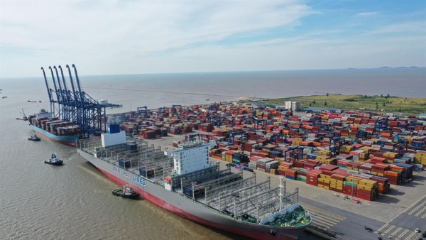 Một góc Cảng container quốc tế Tân Cảng Hải Phòng. 