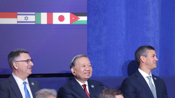 Kết quả chuyến tham dự Cuộc họp Khai mạc Hội đồng Hòa bình về Gaza của Tổng Bí thư Tô Lâm 