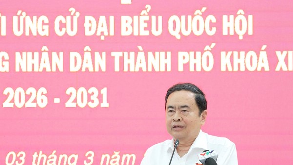 Chủ tịch Quốc hội Trần Thanh Mẫn tiếp xúc cử tri tại TP.HCM 