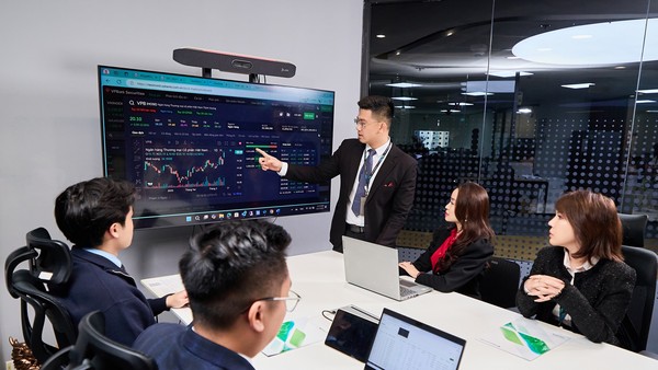 Cổ phiếu cần quan tâm ngày 27/3