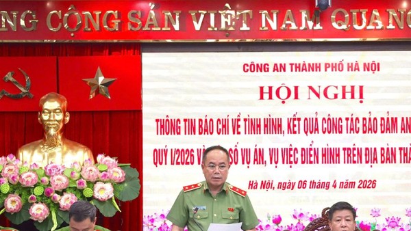 Trung tướng Nguyễn Thanh Tùng, Giám đốc Công an TP. Hà Nội phát biểu khai mạc hội nghị.