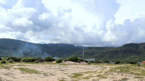 Khánh Hòa bố trí nhà ở tạm và hỗ trợ tiền thuê nhà ở cho người có đất ở bị thu hồi để thực hiện Dự án Điện hạt nhân Ninh Thuận, trong thời gian chờ bố trí tái định cư. Ảnh: K.H 