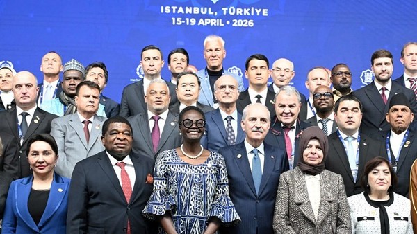 Chủ tịch Quốc hội dự IPU-152, thúc đẩy vai trò nghị viện vì hòa bình và công lý 