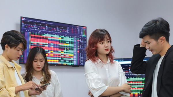 Trong mỗi mùa đại hội cổ đông, câu chuyện cổ tức luôn là tâm điểm thảo luận