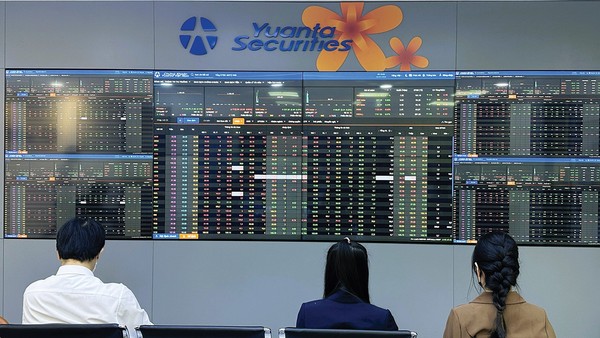 Tìm cơ hội giữa vùng nhiễu