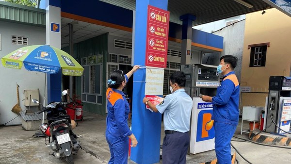 Trọng tâm kiểm tra lần này là việc chấp hành quy định về dự trữ xăng dầu bắt buộc của các thương nhân phân phối. 