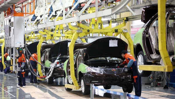 Lĩnh vực sản xuất, lắp ráp, nhập khẩu ô tô được Bộ Công thương đề nghị bãi bỏ khỏi Danh mục ngành nghề đầu tư, kinh doanh có điều kiện. Ảnh minh họa