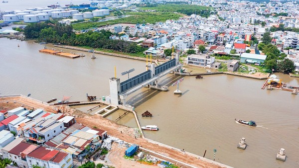 Dự án ngăn triều gần 10.000 tỷ đồng tại TP.HCM là dự án nằm trong danh mục tồn đọng nhiều năm cần được tháo gỡ. Ảnh: TN