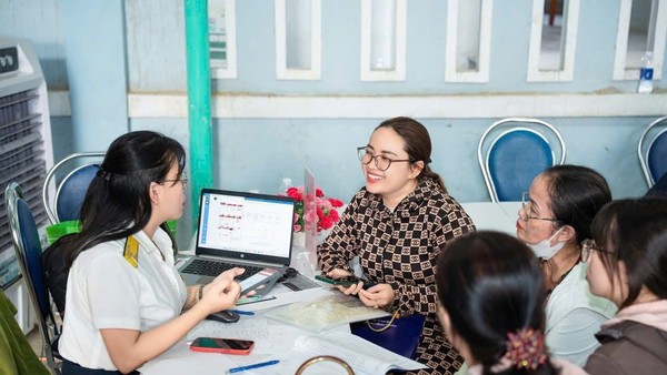 Mục tiêu của Chiến dịch là tối thiểu 80% người nộp thuế sẽ được rà soát, chuẩn hóa thông tin cá nhân, người đại diện pháp luật và dữ liệu liên hệ phục vụ quản lý. Ảnh: TĐN.