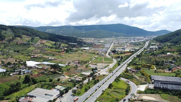 Lâm Đồng lập 6 tổ công tác đôn đốc tiến độ giải ngân đầu tư công 2026 
