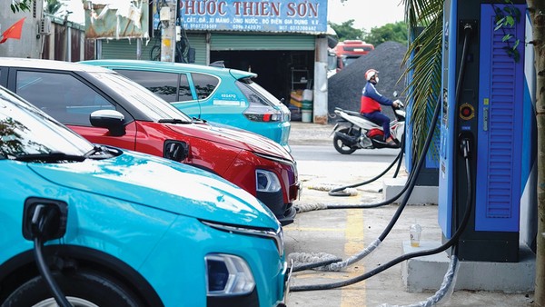 Thị trường đang chuyển từ “xe là sản phẩm cơ khí” sang “xe là nền tảng công nghệ và dịch vụ”