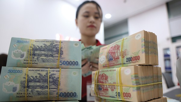 Tăng trưởng huy động vốn vẫn chậm hơn nhiều so với tăng trưởng tín dụng