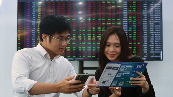 Dòng tiền lớn hiện ưu tiên “chất lượng tăng trưởng”, hơn là chỉ nhìn vào con số lợi nhuận tuyệt đối