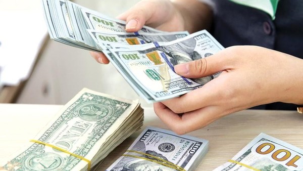 “Kho” dự trữ ngoại hối 87,6 tỷ USD sẽ được huy động để “cứu” thanh khoản cho ngân hàng bị rút tiền hàng loạt 