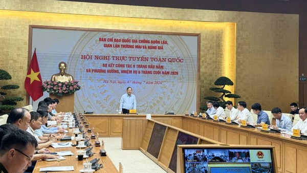 Phó Thủ tướng thường trực Chính phủ Phạm Gia Túc - Trưởng Ban Chỉ đạo 389 quốc gia chủ trì hội nghị.