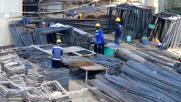 Bộ Xây dựng yêu cầu các địa phương kiểm soát giá vật liệu, chặn thao túng thị trường. 