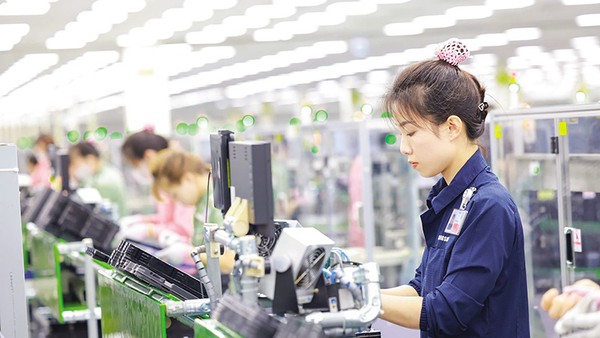 Thu hút FDI sẽ chuyển từ ưu tiên quy mô sang chất lượng. Trong ảnh: Nhà máy của Samsung - một doanh nghiệp FDI chất lượng cao. Ảnh: Đức Thanh 