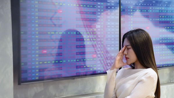 Diễn biến địa chính trị tại Trung Đông đang tạo thêm sức ép lên tâm lý và dòng tiền trên thị trường chứng khoán