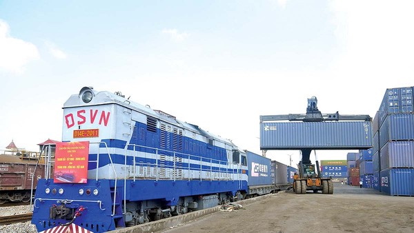 Tập đoàn Đường sắt Quốc gia Việt Nam được xác định giữ vai trò nòng cốt trong phát triển ngành đường sắt (Ảnh: P.V) 