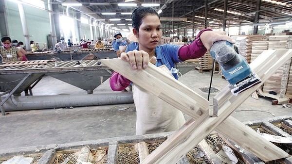Sức mua của thị trường nội thất trong nước phục hồi chậm và cạnh tranh ngày càng gay gắt