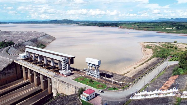 Điều kiện thủy văn tiếp tục tác động trực tiếp đến doanh thu của các doanh nghiệp thủy điện (Trong ảnh: Nhà máy Thủy điện Ialy) 