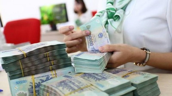 Lãi suất thả nổi trái phiếu tăng vọt: Doanh nghiệp tìm cách sửa điều khoản, khống chế trần 