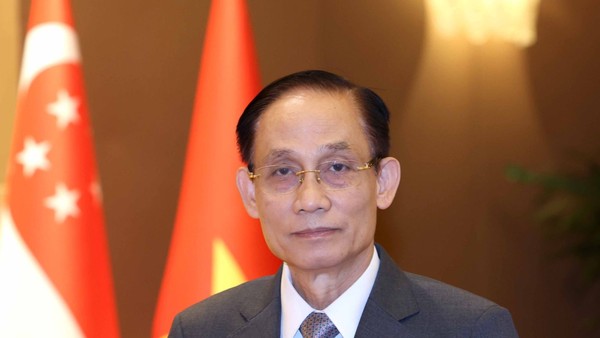 Bộ trưởng Bộ Ngoại giao Lê Hoài Trung.