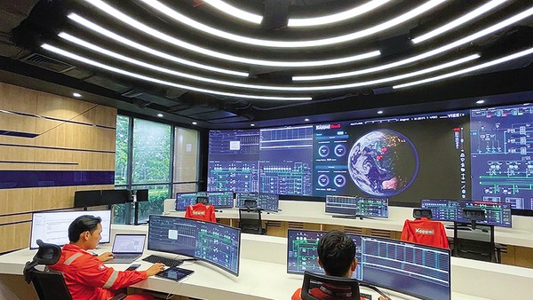 Nhiều nhà đầu tư đang đề xuất những dự án trung tâm dữ liệu quy mô lớn ở Việt Nam. Trong ảnh: Trung tâm dữ liệu của Singapore tại TP.HCM. Ảnh: Lê Toàn