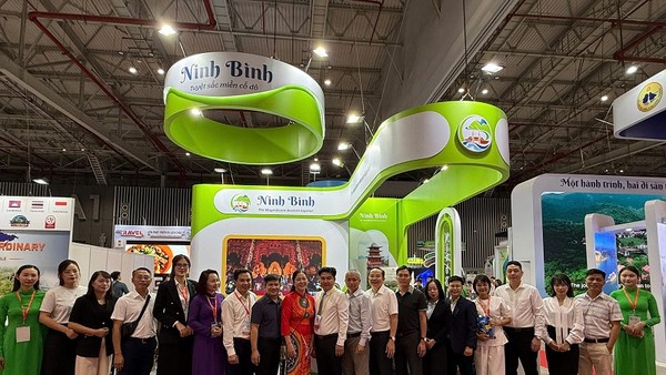 Tỉnh Ninh Bình có 12 đơn vị, doanh nghiệp và cơ sở hoạt động trong lĩnh vực du lịch, dịch vụ tham gia chương trình