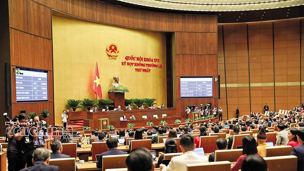Quốc hội đã bấm nút thông qua nhiều quyết sách quan trọng tại Kỳ họp không thường lệ thứ nhất. Ảnh: Đức Thanh