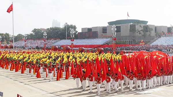 Sau 40 năm Đổi mới, Việt Nam đã tạo dựng nền tảng vững chắc để hướng tới mục tiêu thịnh vượng vào năm 2045. Ảnh: Đức Thanh