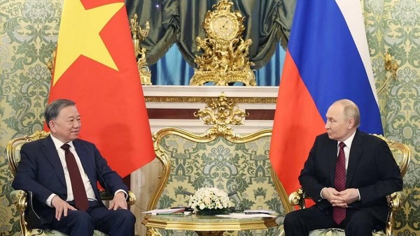 Ngày 10/5/2025 (giờ địa phương), tại Điện Kremlin, thủ đô Moskva, Tổng Bí thư Tô Lâm đã hội đàm với Tổng thống Vladimir Putin trong khuôn khổ chuyến thăm chính thức Liên bang Nga và tham dự Lễ kỷ niệm 80 năm Ngày Chiến thắng trong Chiến tranh Vệ quốc vĩ đại. (Ảnh: Thống Nhất/TTXVN)