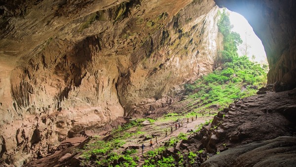 Phong Nha- Kẻ Bàng được mệnh danh là "Vương quốc hang động thế giới". Ảnh (nguồn): VQG Phong Nha- Kẻ Bàng