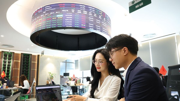 Áp lực từ USD chưa đồng nghĩa tỷ giá trong nước sẽ biến động mạnh