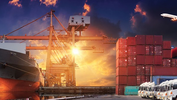 Giá dầu tăng tác động khác nhau đến từng phân khúc vận tải