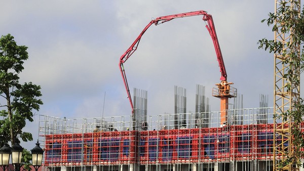 Nguồn cung căn hộ được kỳ vọng tăng, trong khi sức mua chịu sức ép từ lãi suất vay mua nhà