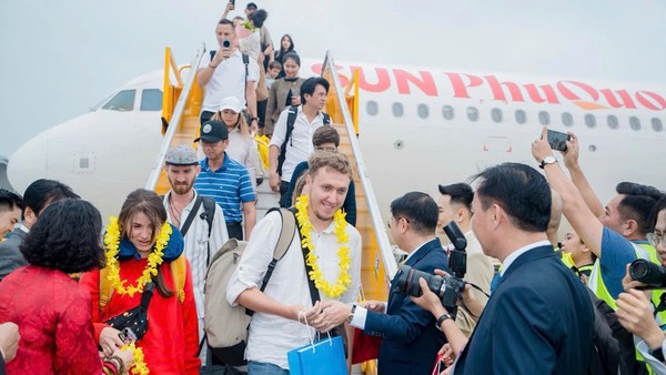 Nha Trang (Khánh Hòa) luôn là điểm đến hàng đầu được khách quốc tế lựa chọn khi tới Việt Nam