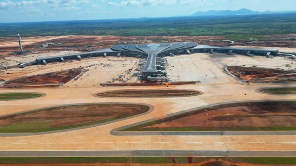 Sân bay Long Thành đang hoàn thiện các hạng mục cuối cùng để đưa vào khai thác cuối năm 2026 - Ảnh: Lê Toàn