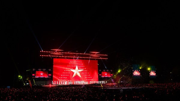 "Anh trai say hi" Concert: Khát vọng là người Việt Nam
