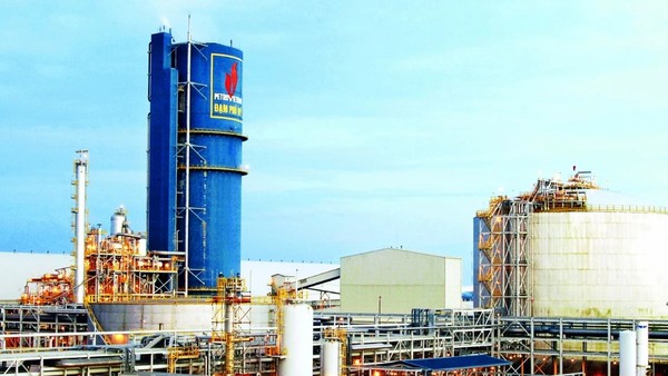 Đạm Phú Mỹ (DPM) thực hiện 192% kế hoạch lợi nhuận năm sau 6 tháng, thu nhập nhiều lãnh đạo tăng 40-85%