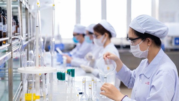 Dược Hậu Giang (DHG): Quý I/2026 hoàn thành 34,5% kế hoạch lợi nhuận năm, chia cổ tức 50% bằng tiền