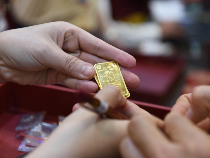 Giá vàng hôm nay ngày 14/12: Tuần qua, vàng tăng mạnh lên mức giá cao mới