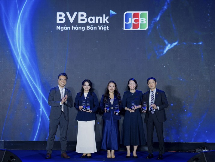 BVBank ghi dấu ấn hoạt động thẻ 2025 với 7 giải thưởng quan trọng