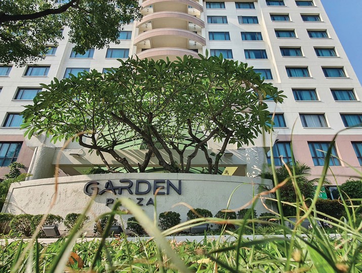 Khách sạn Parkroyal Saigon đã được đổi tên thành Garden Plaza Saigon sau khi đổi chủ. Ảnh: Lê Toàn.