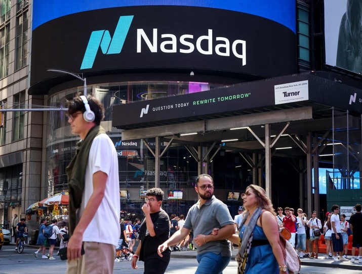 SEC chấp thuận đề xuất của Nasdaq về giao dịch chứng khoán được token hóa: Khi phố Wall bắt tay với crypto