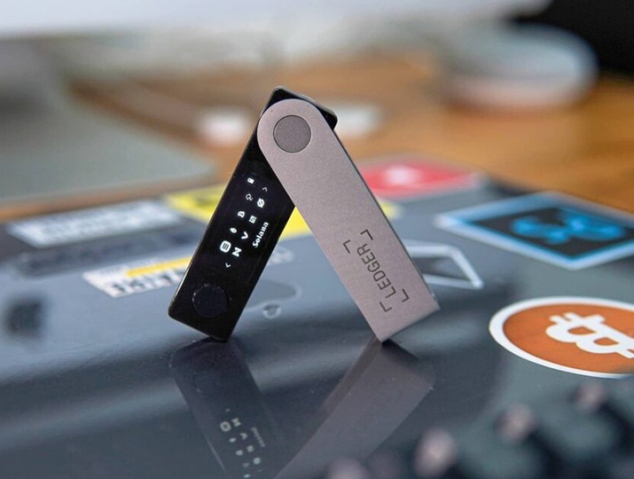 Nghi vấn gần 100 triệu USD tài sản mã hóa từ ví Ledger bị tấn công