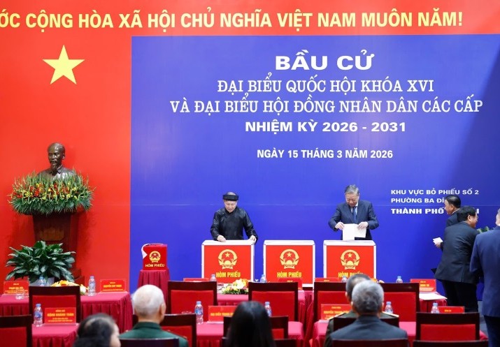 [Ảnh] Tổng Bí thư Tô Lâm tham gia bầu cử tại phường Ba Đình, Hà Nội